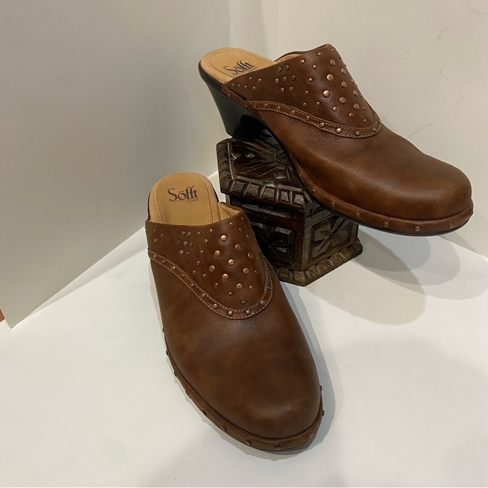 Sofft Brown Leather Studded Clogs Women's 11M western boho hippie shoes biker